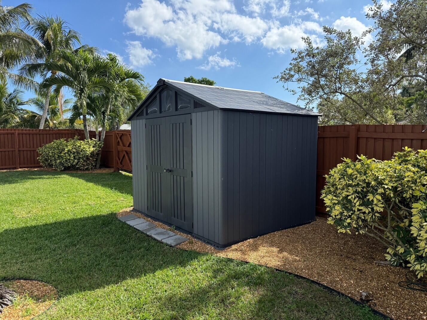 RIVERSIDE DRIVE PARK SEC - Residential Lease