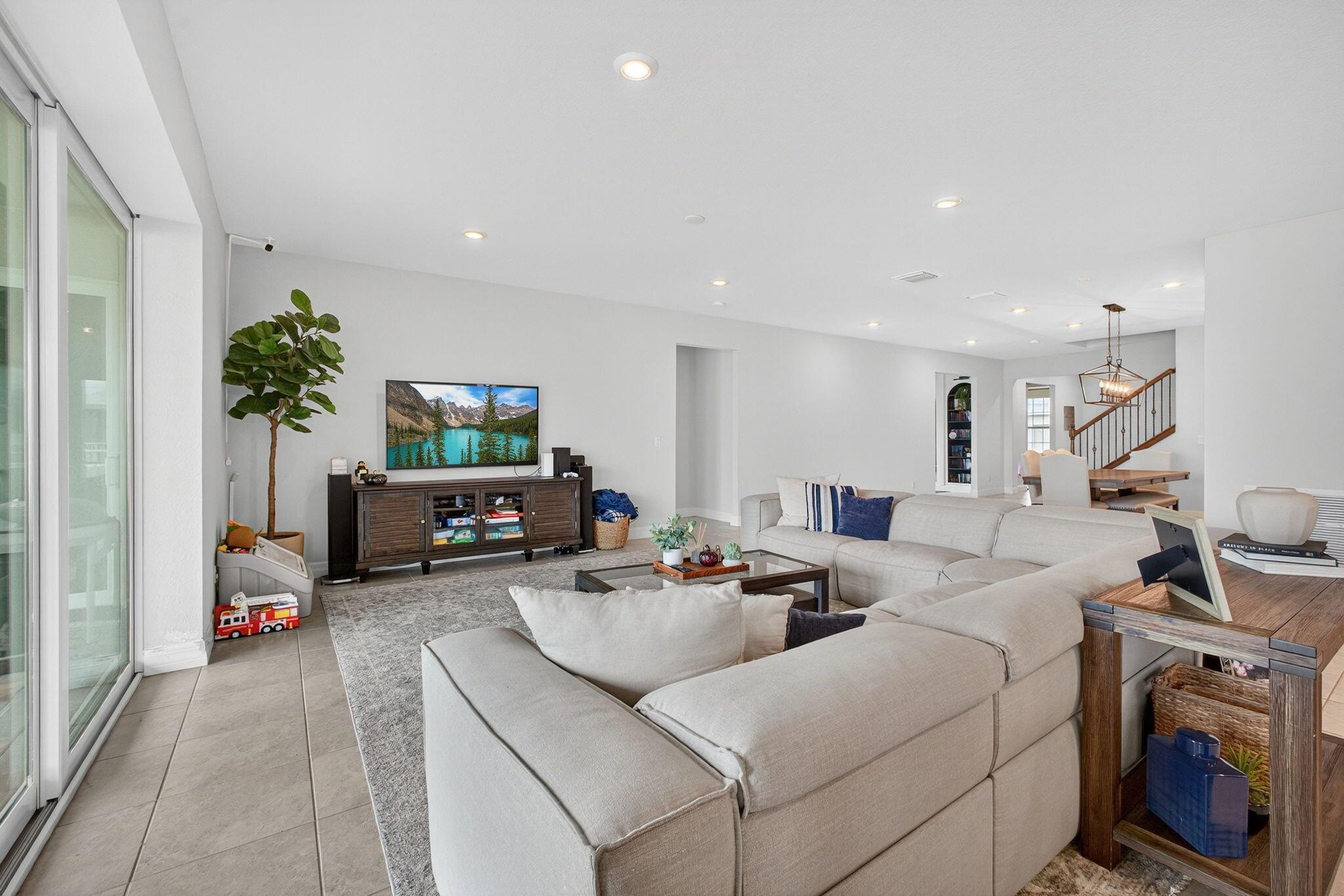 PULTE AT TRADITION PHASE - Residential