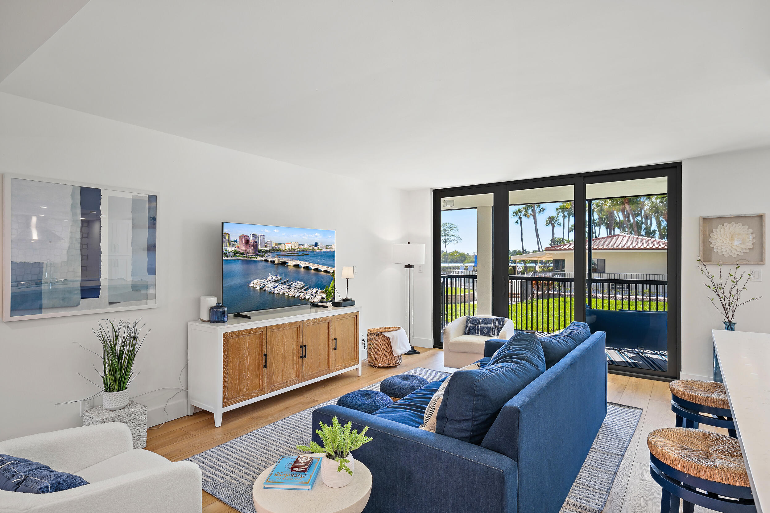 1000 N Us Highway One Be103