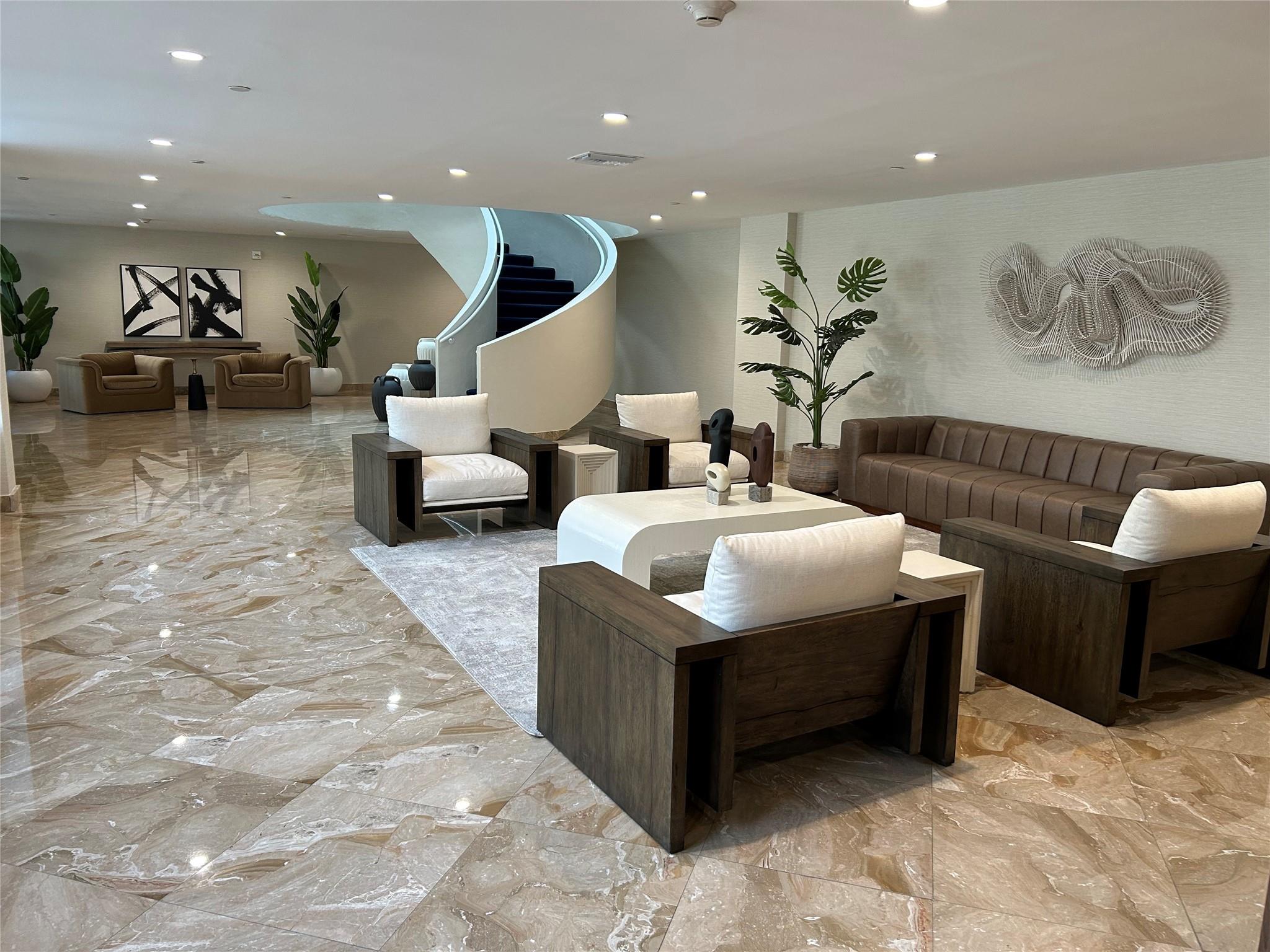 1370 S Ocean Blvd 1806