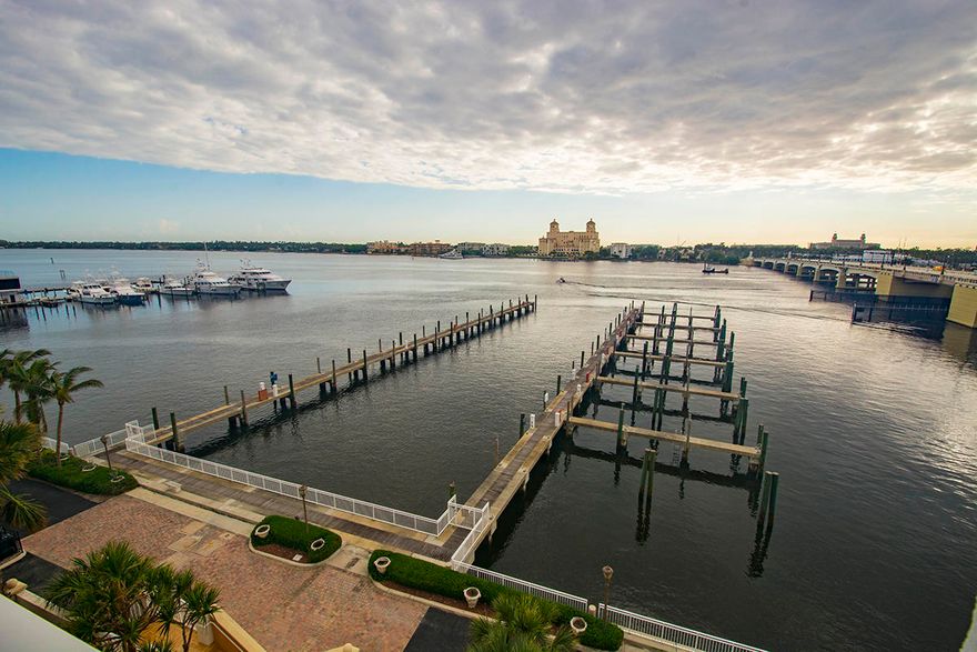 One Watermark Place has set the standard for high end luxury waterfront living in Palm Beach. Boasting over 6,400 square feet with four bedrooms and four full and one half baths plus an office/den in the lavish master suite. The layout of the massive gourmet open kitchen and family room offers enough space to entertain a large group of family or friends. A gracious butler's pantry separates the kitchen from the formal dining and living rooms. Walls of impact glass are plentiful from this fabulous 4th floor residence that faces the water from three directions capturing the finest possible views of the Intracoastal Waterway, Palm Beach and downtown West Palm Beach.