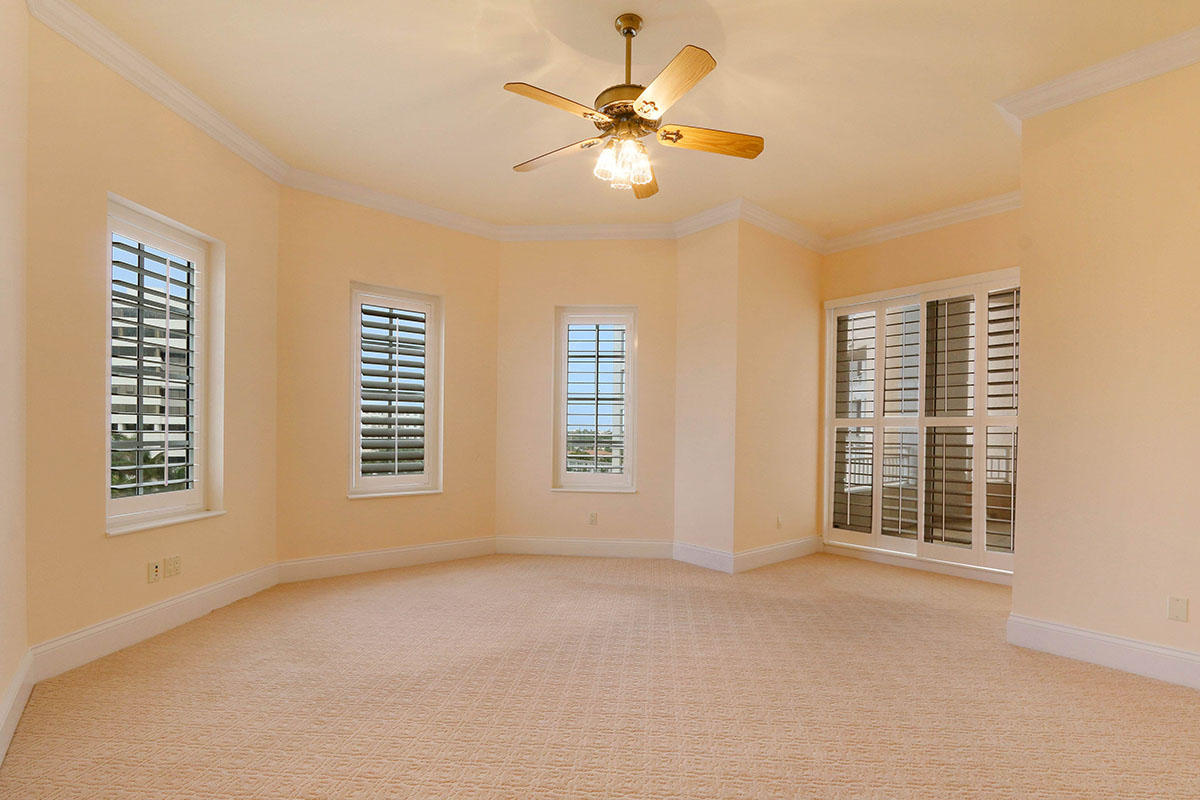 ONE WATERMARK PLACE OF TH - Residential