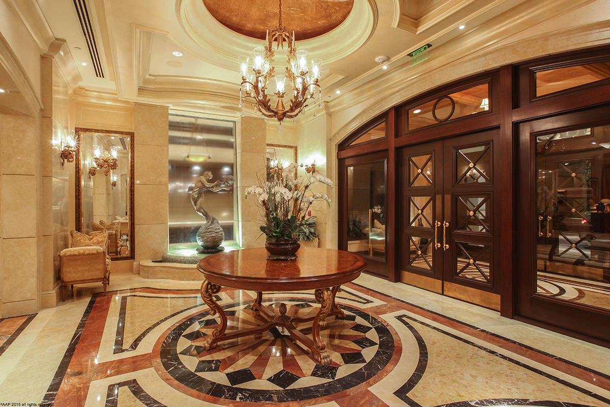 ONE WATERMARK PLACE OF TH - Residential