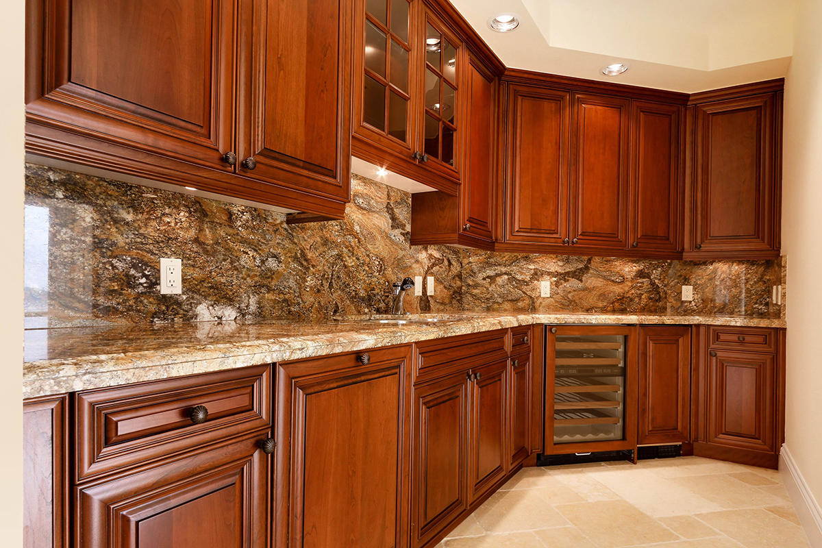 ONE WATERMARK PLACE OF TH - Residential