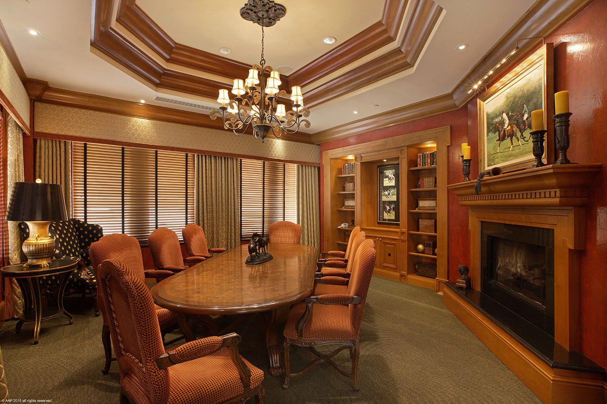 ONE WATERMARK PLACE OF TH - Residential