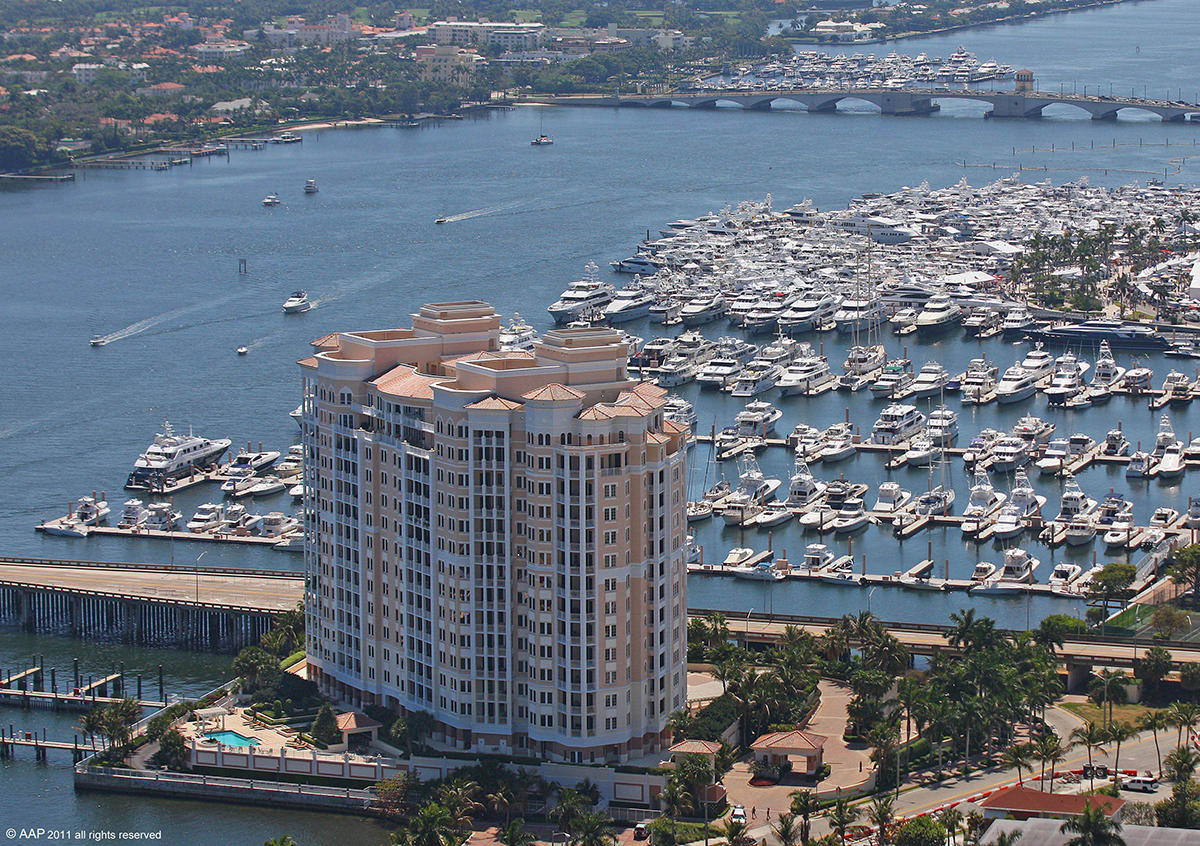 ONE WATERMARK PLACE OF TH - Residential