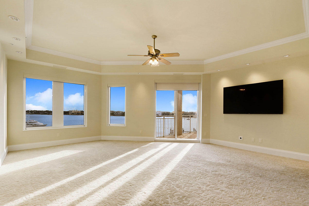 ONE WATERMARK PLACE OF TH - Residential