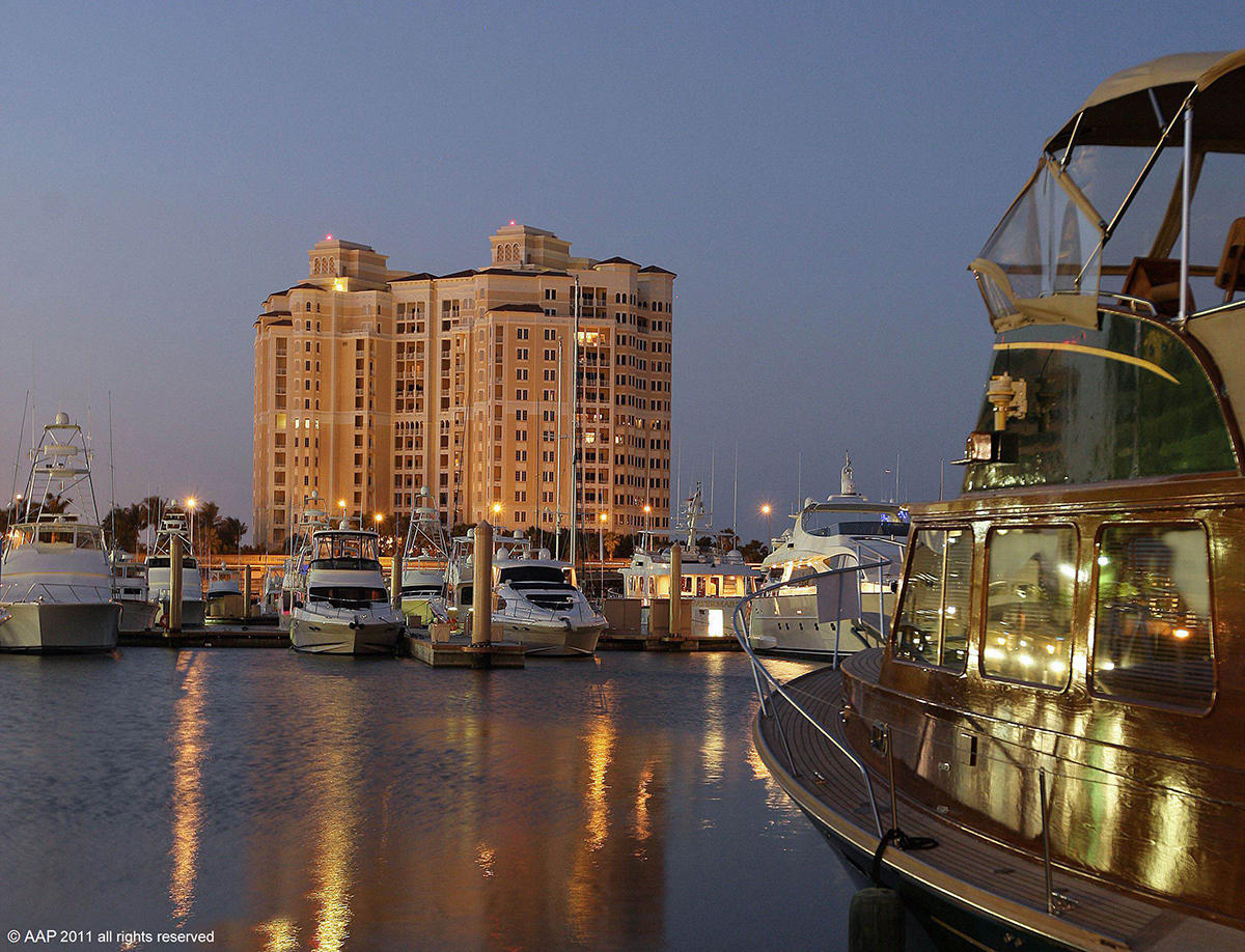 ONE WATERMARK PLACE OF TH - Residential