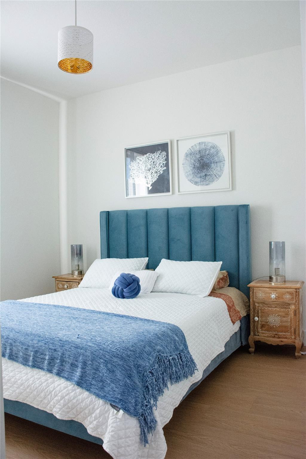 VIA VENTURA - Residential Lease