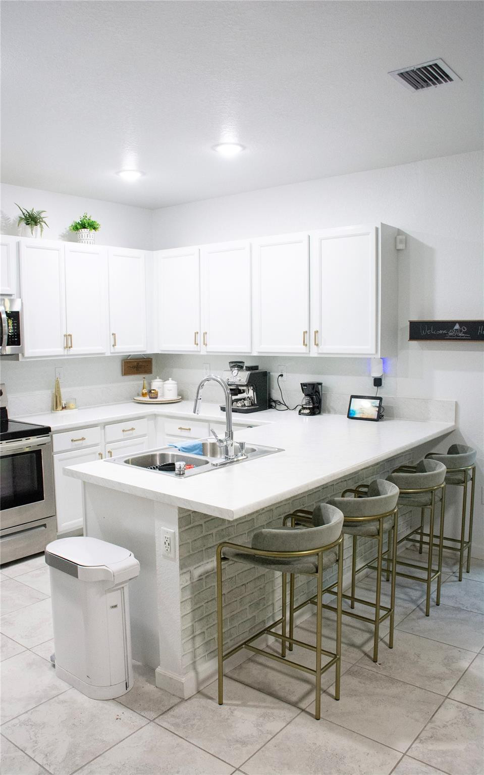 315 NE 208th Terrace