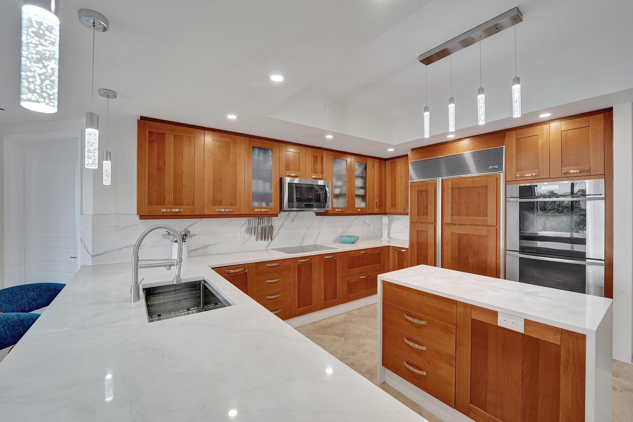 1460 S Ocean Blvd 303