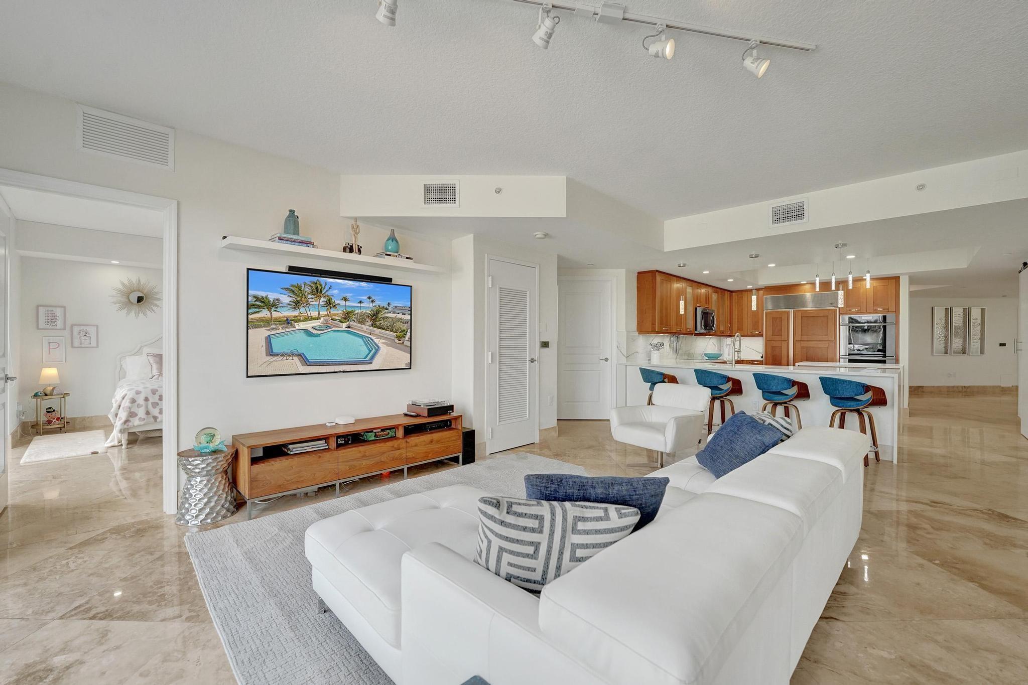 1460 S Ocean Blvd 303