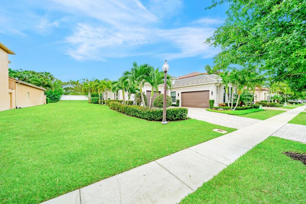 Photo of 17970 Lake Azure Way, Boca Raton, FL 33496 (MLS # R10981538)