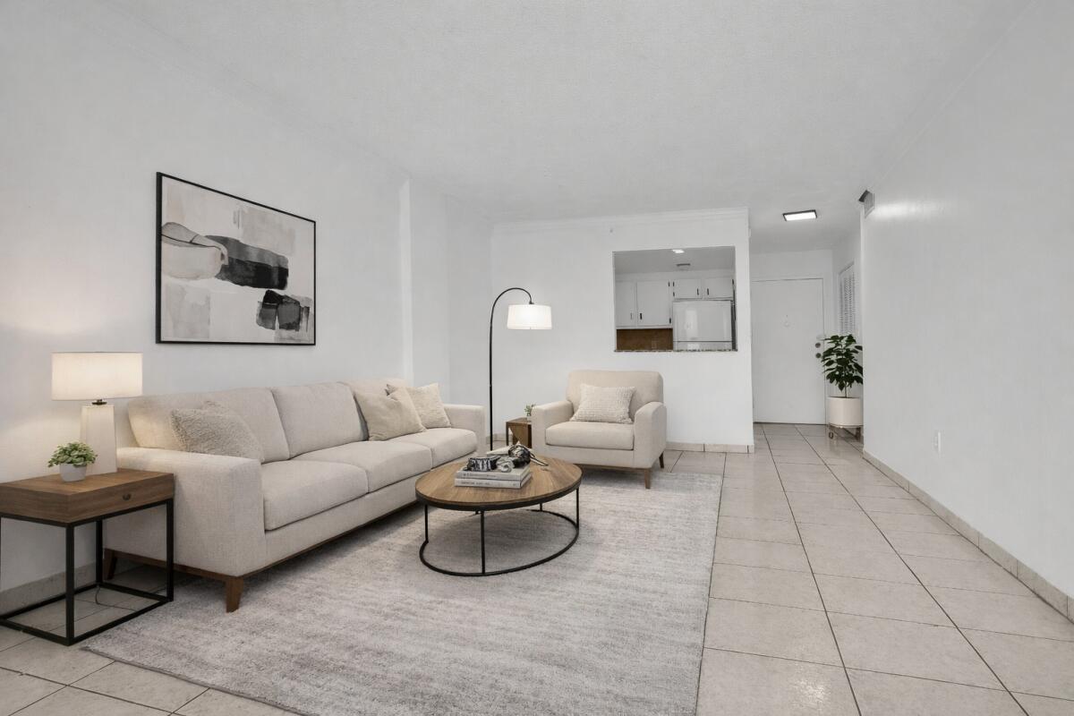 WOODSIDE APTS CONDO - Residential