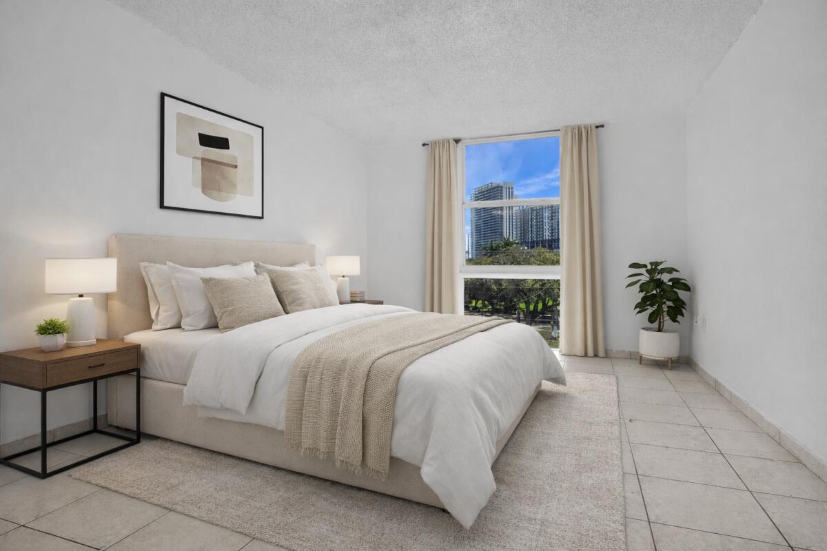 WOODSIDE APTS CONDO - Residential