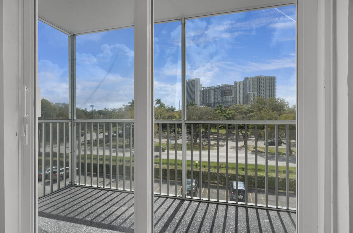 16851 NE 23rd Avenue A408