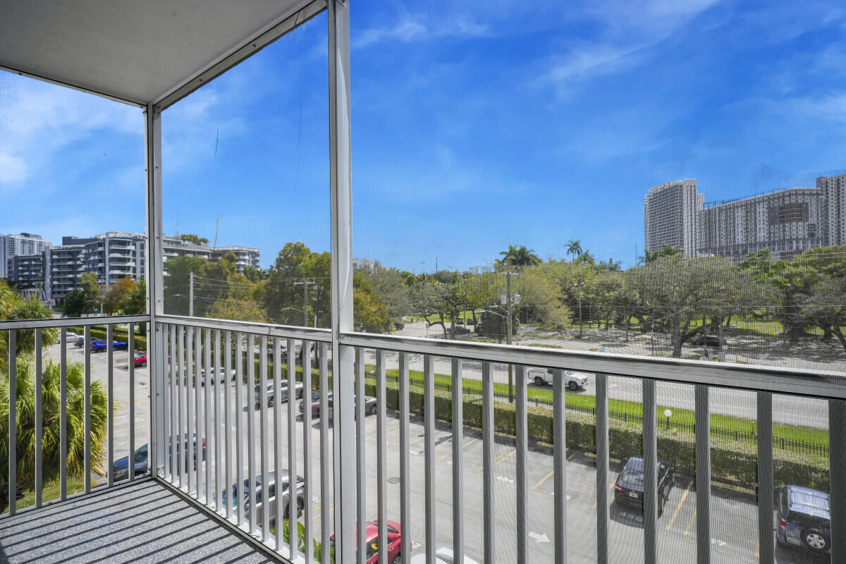 16851 NE 23rd Avenue A408