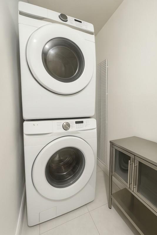 RIVERDALE - Residential Lease