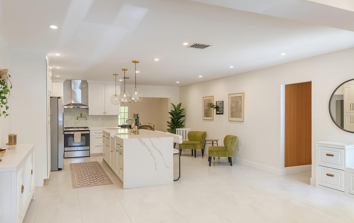 RIVERDALE - Residential Lease