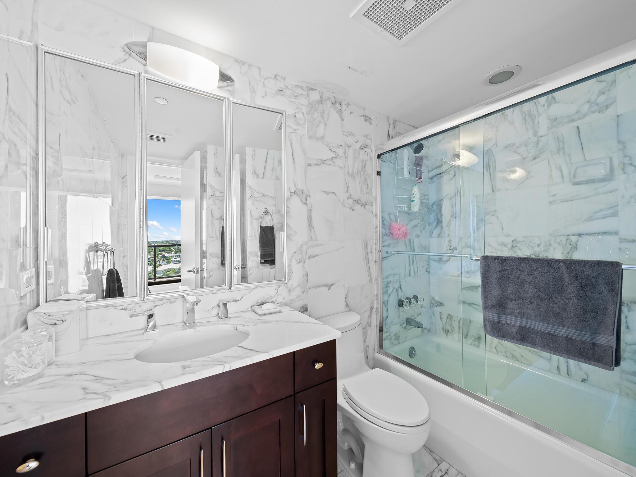 VILLA MAGNA CONDO - Residential