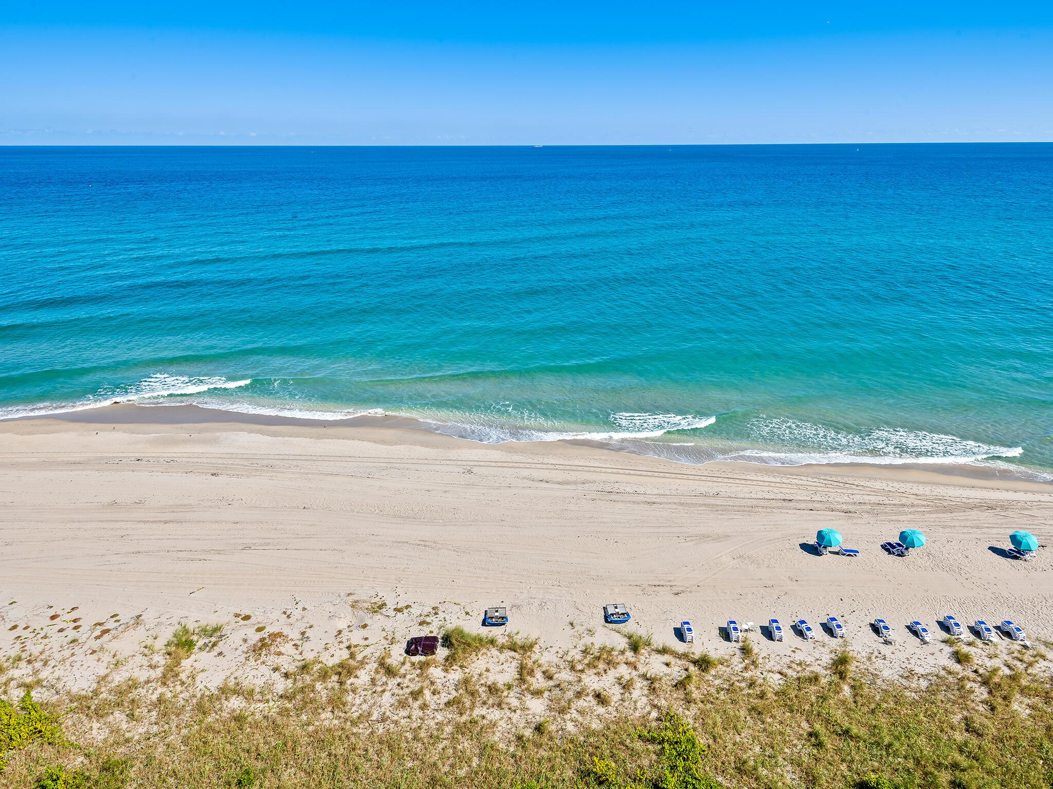 VILLA MAGNA CONDO - Residential