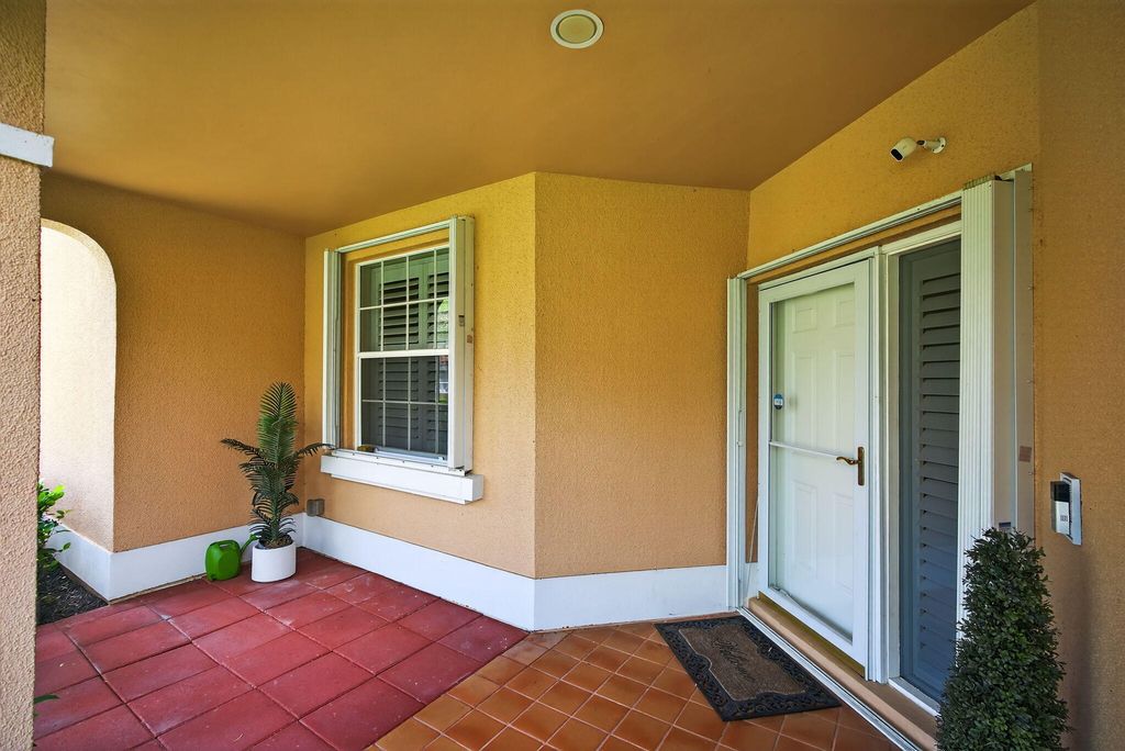 Photo of 120 Legendary Circle, Palm Beach Gardens, FL 33418 (MLS # R11112188)