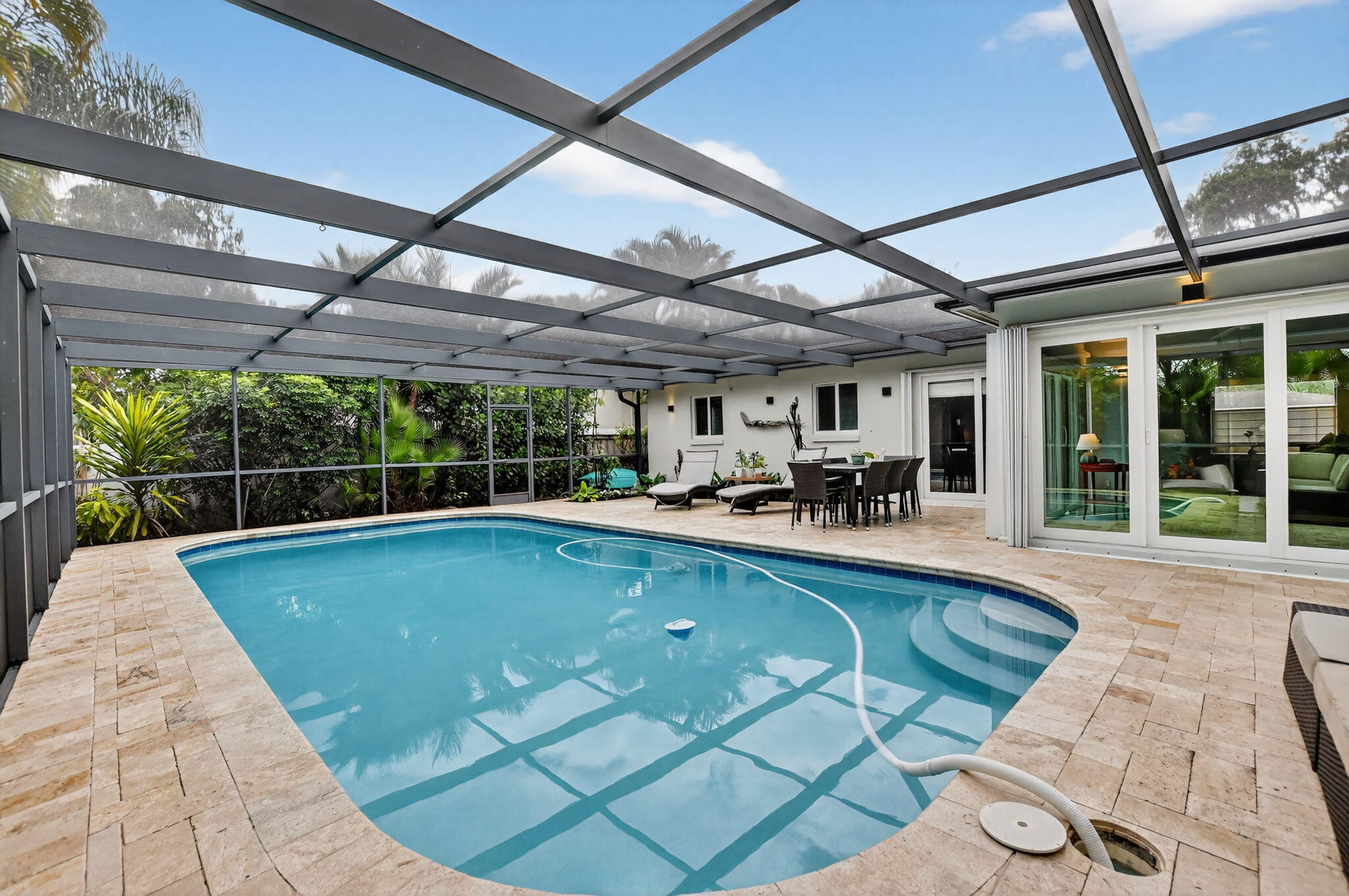 BOCA RATON SQUARE - Residential