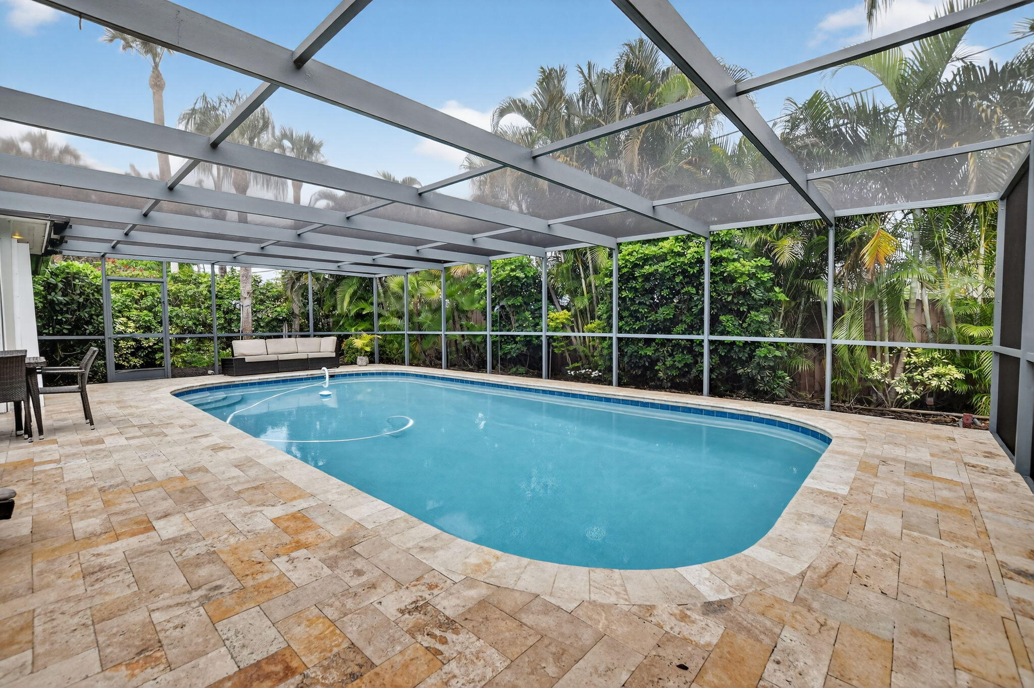 BOCA RATON SQUARE - Residential