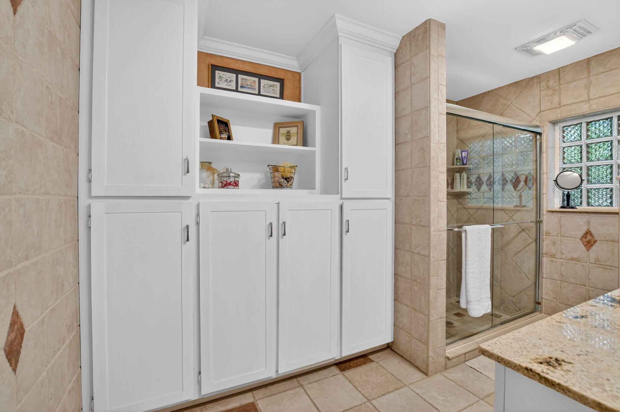 BOCA RATON SQUARE - Residential