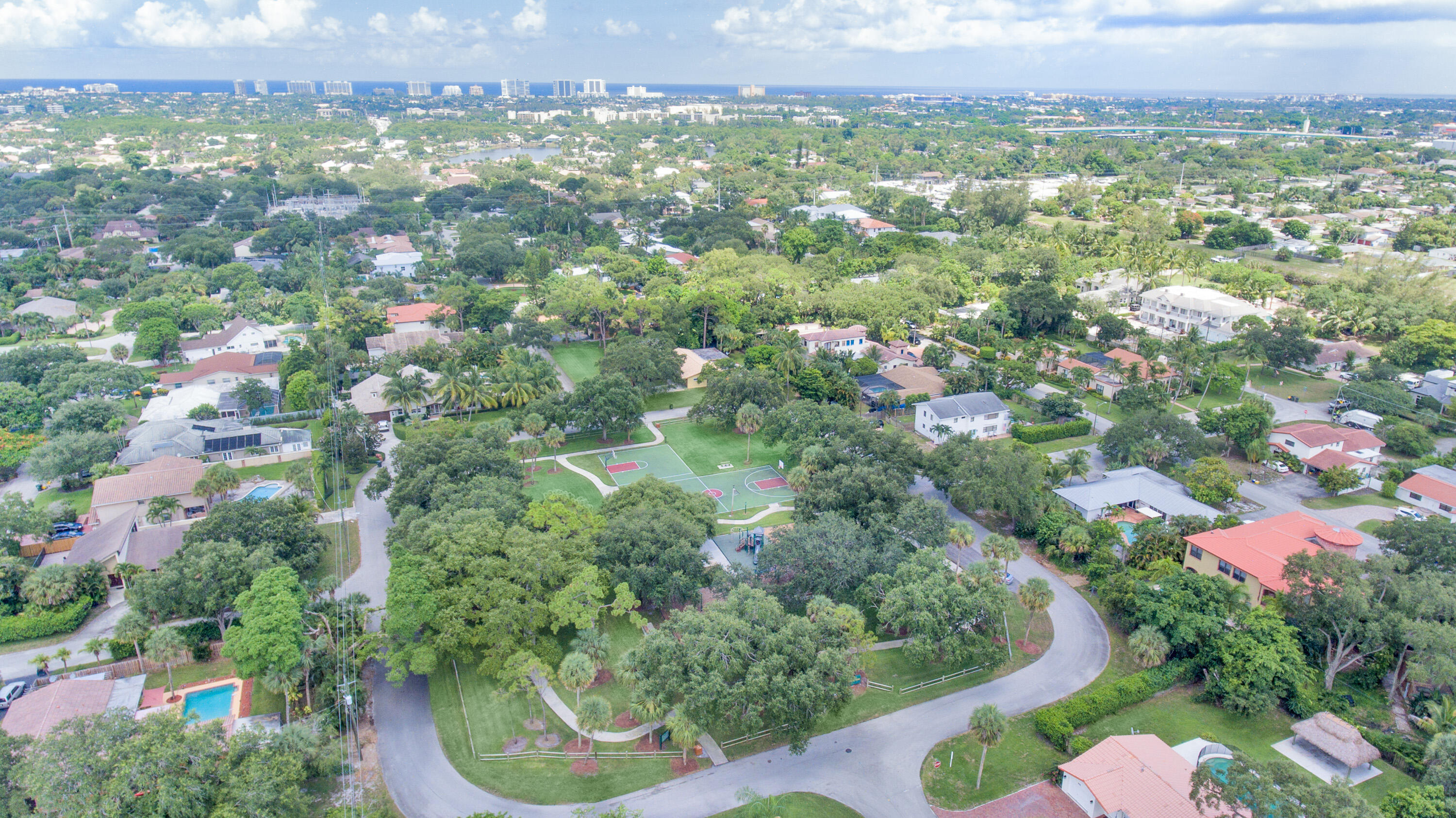 BOCA RATON SQUARE - Residential