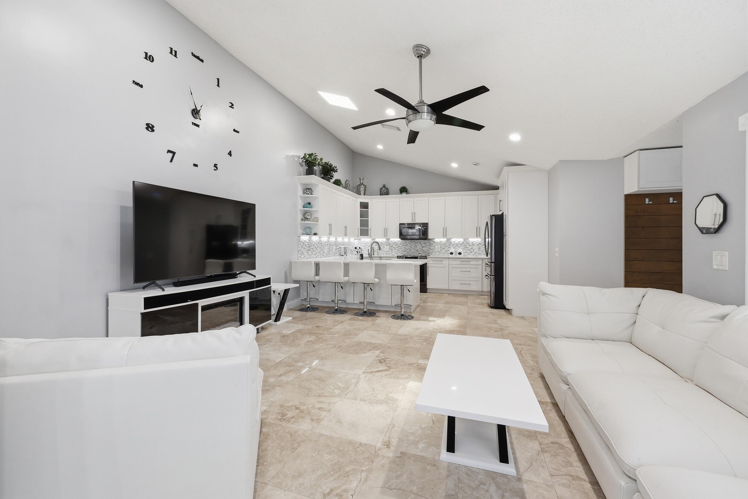 WESTWOOD GARDENS 3 - Residential