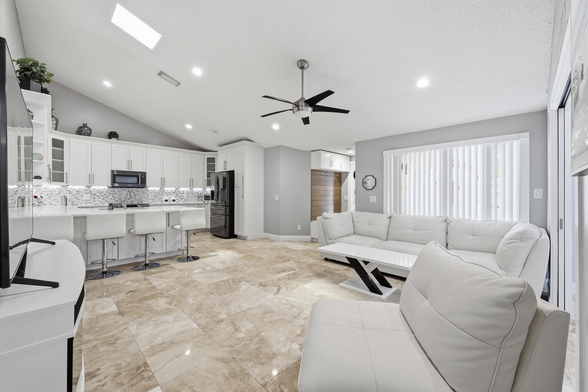 WESTWOOD GARDENS 3 - Residential