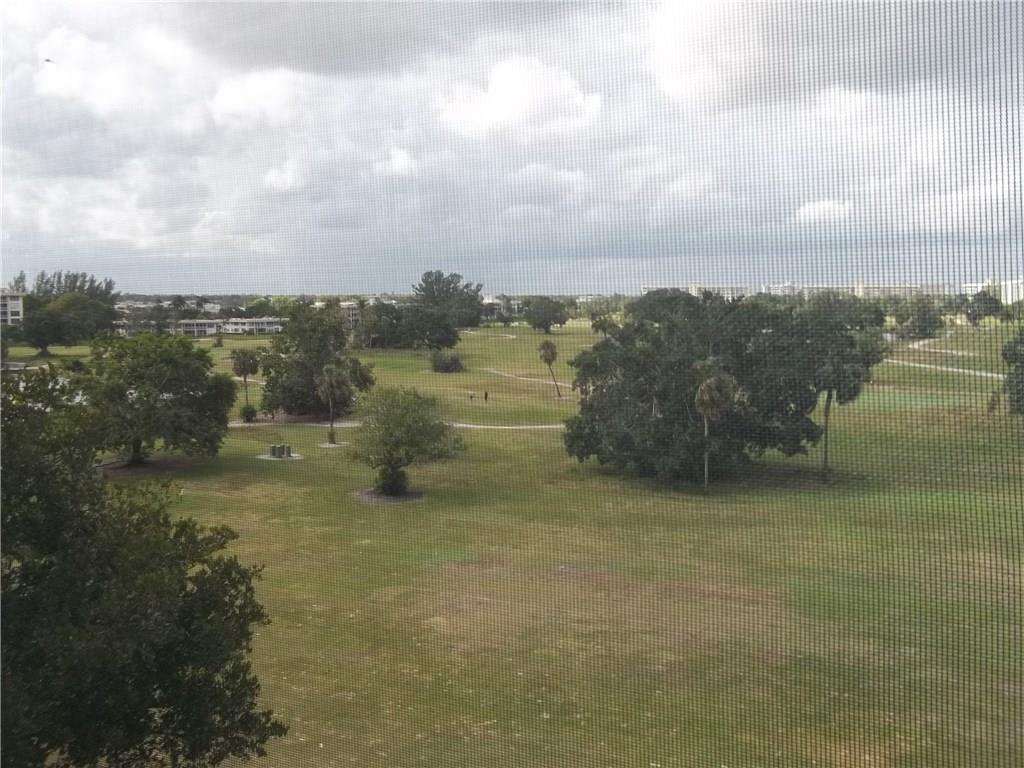 PALM AIRE - Residential