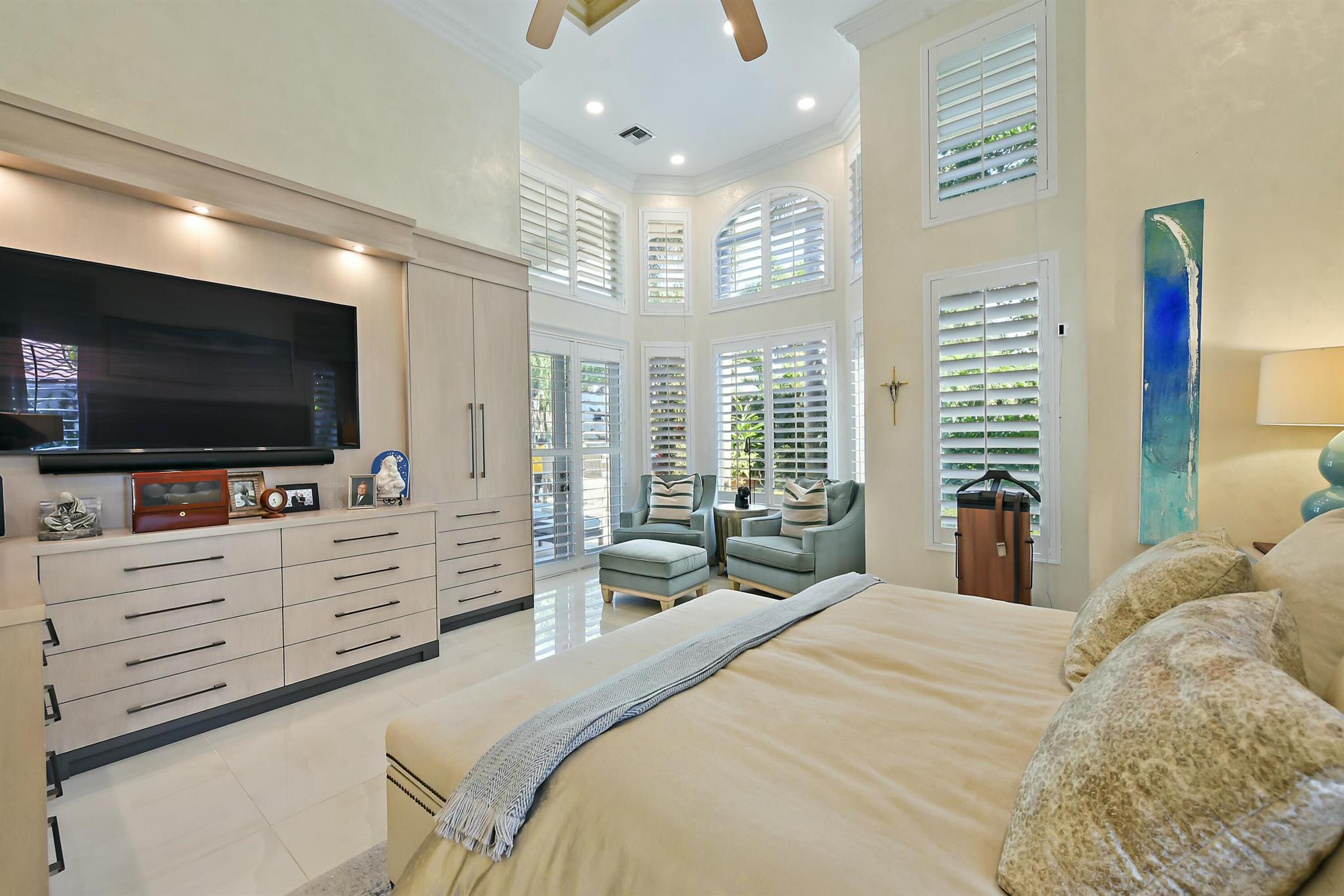 ROYAL PALM YACHT & COUNTR - Residential