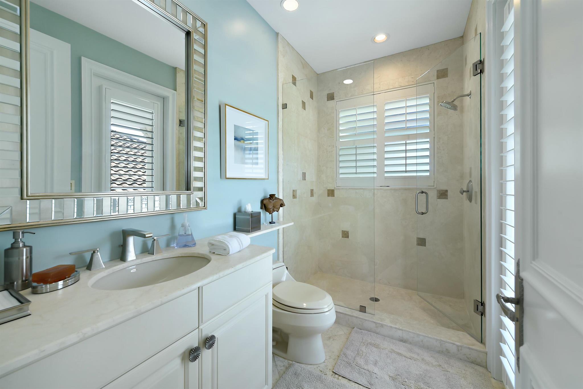 ROYAL PALM YACHT & COUNTR - Residential