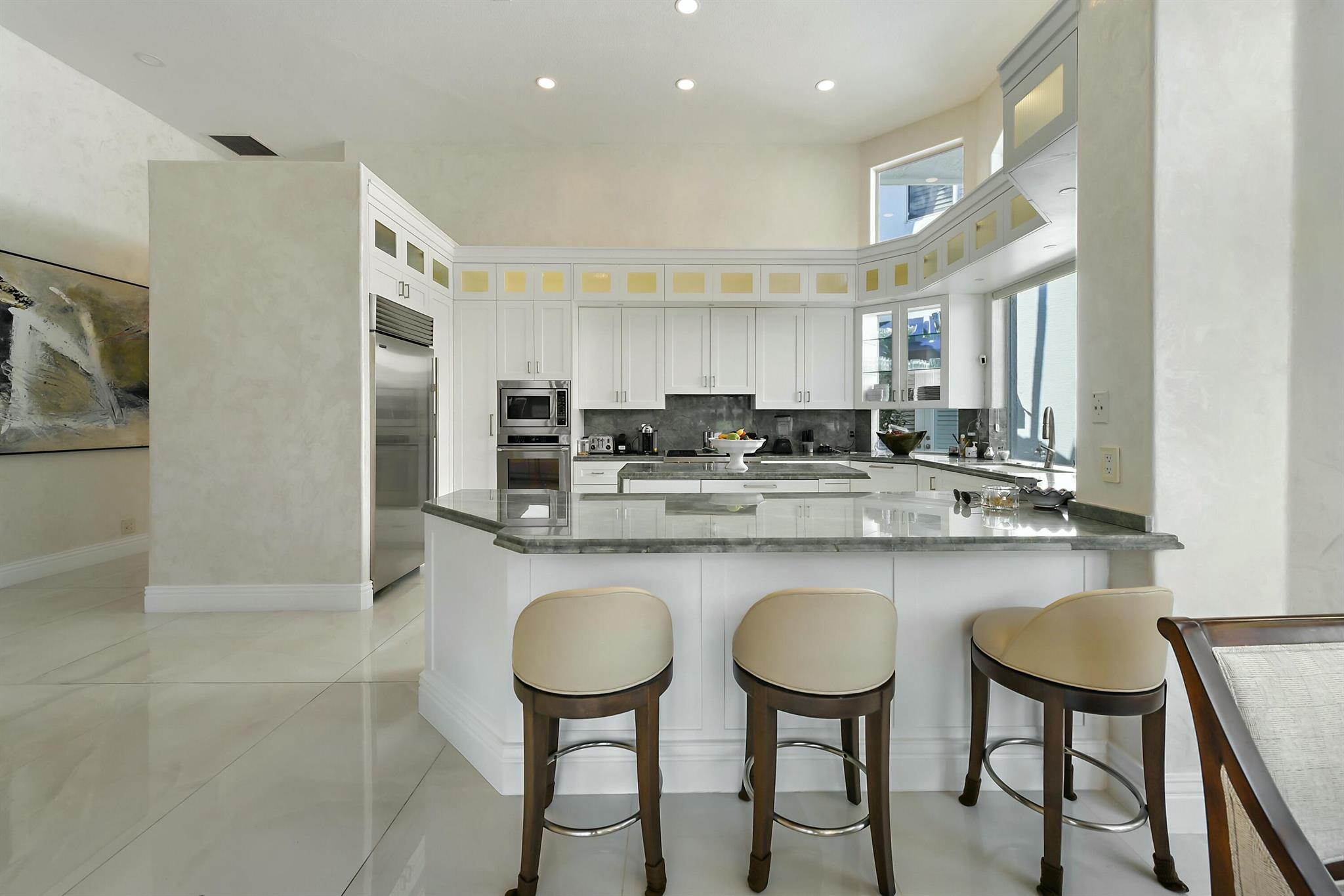 ROYAL PALM YACHT & COUNTR - Residential