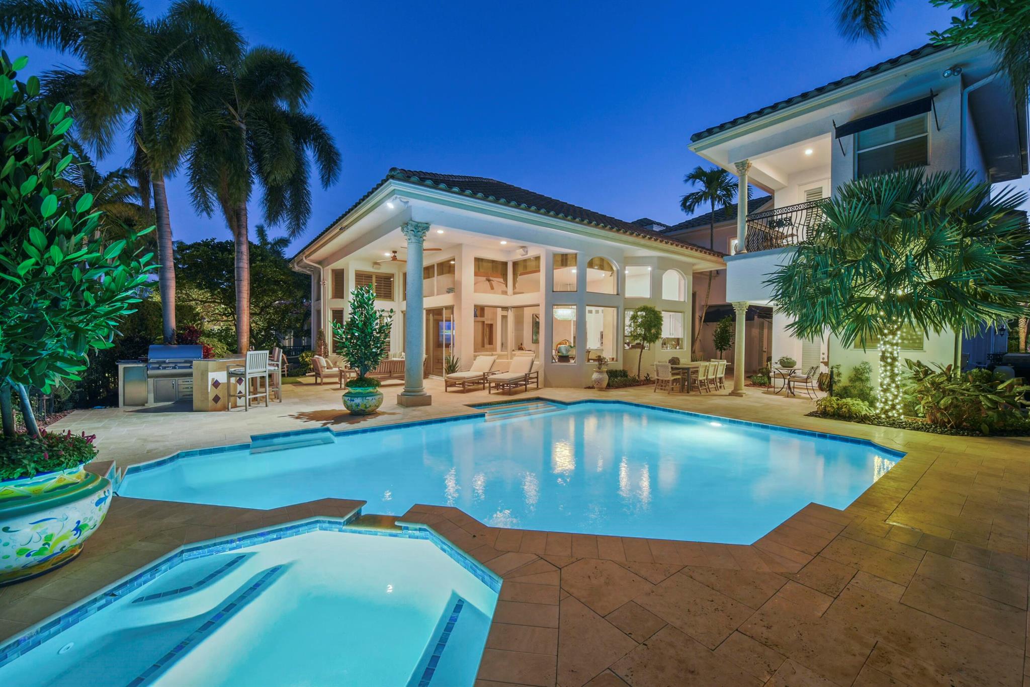 ROYAL PALM YACHT & COUNTR - Residential