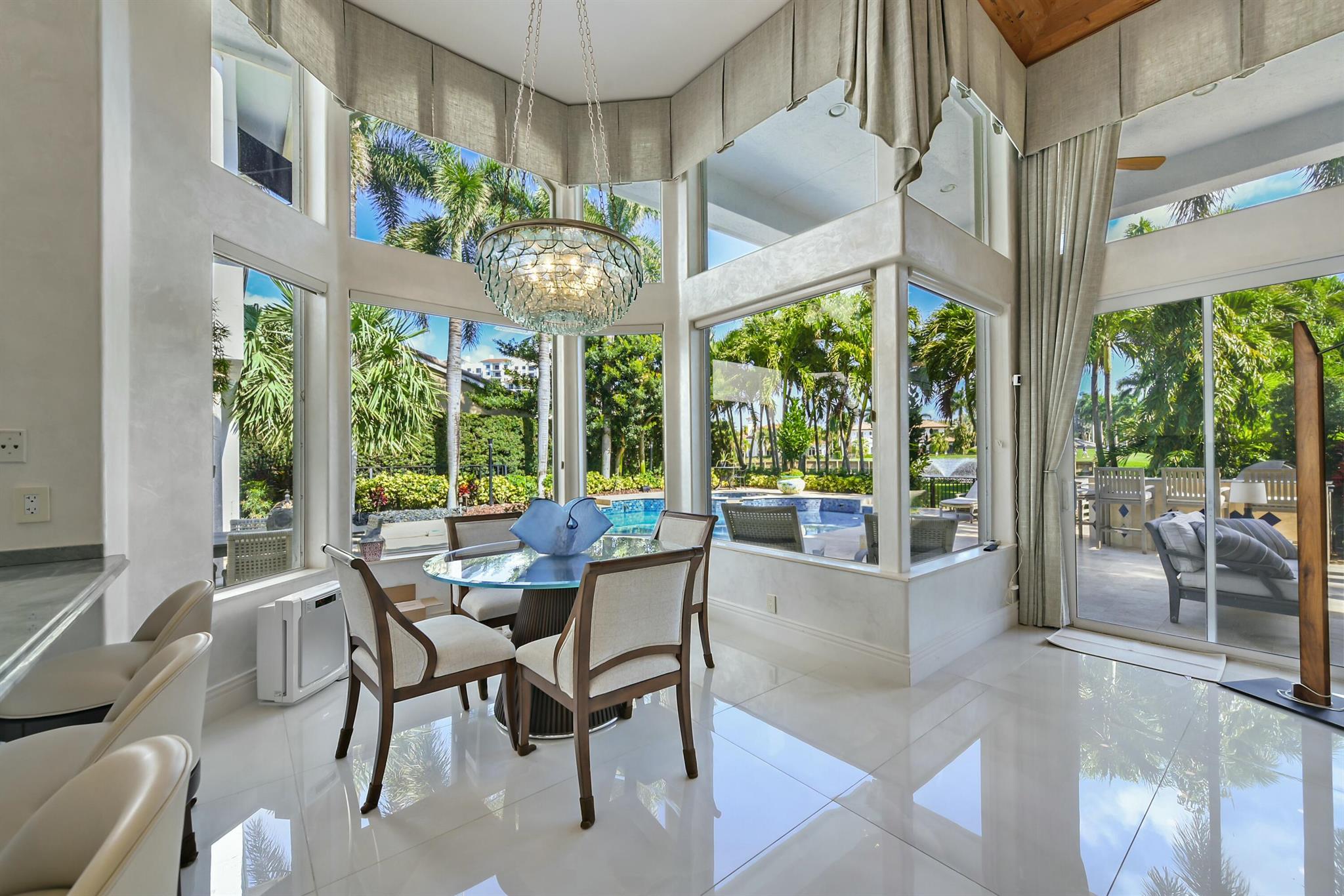 ROYAL PALM YACHT & COUNTR - Residential