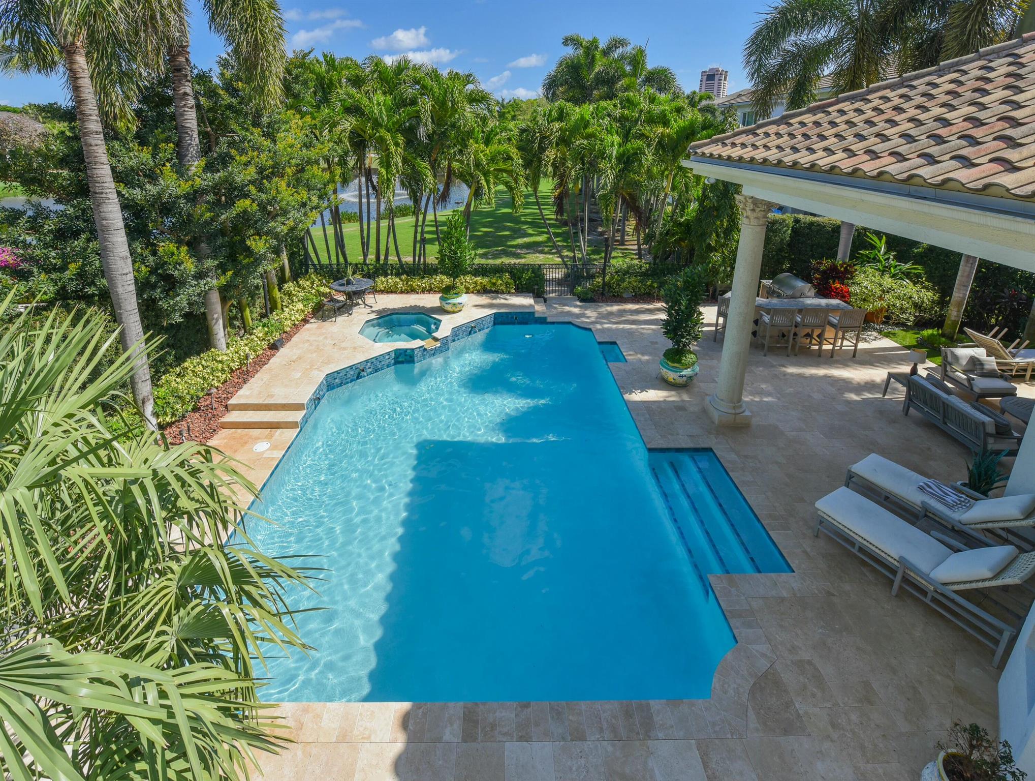 ROYAL PALM YACHT & COUNTR - Residential