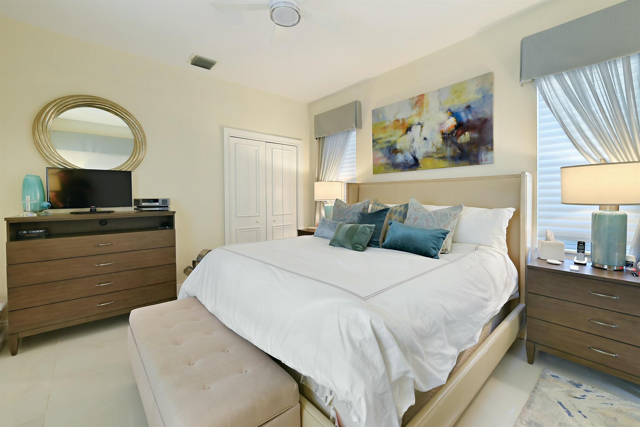 ROYAL PALM YACHT & COUNTR - Residential