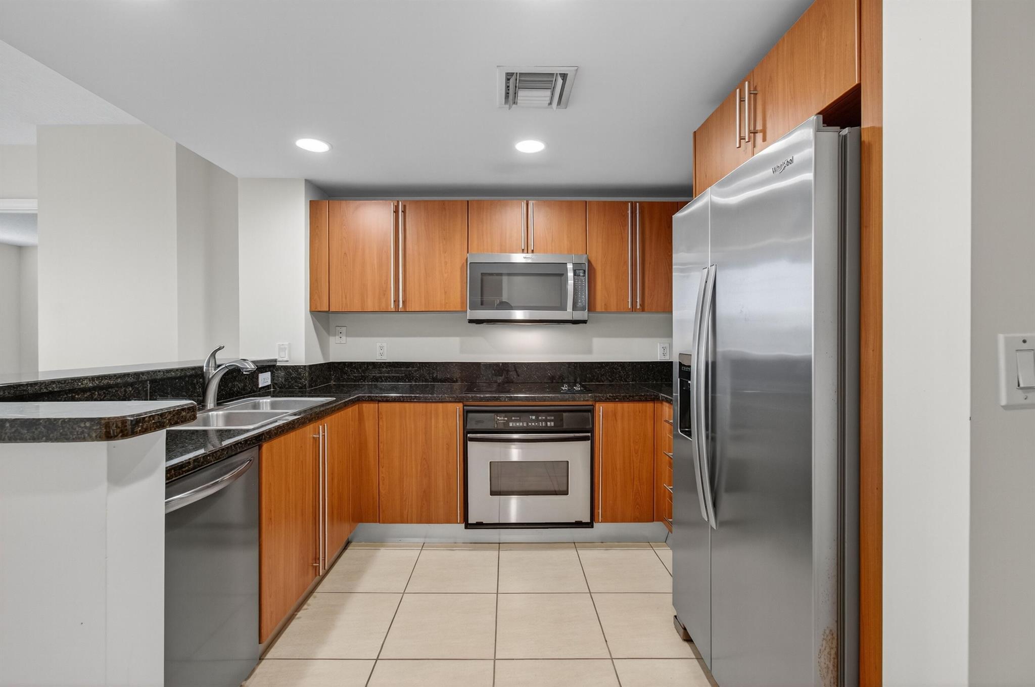 610 CLEMATIS CONDO - Residential