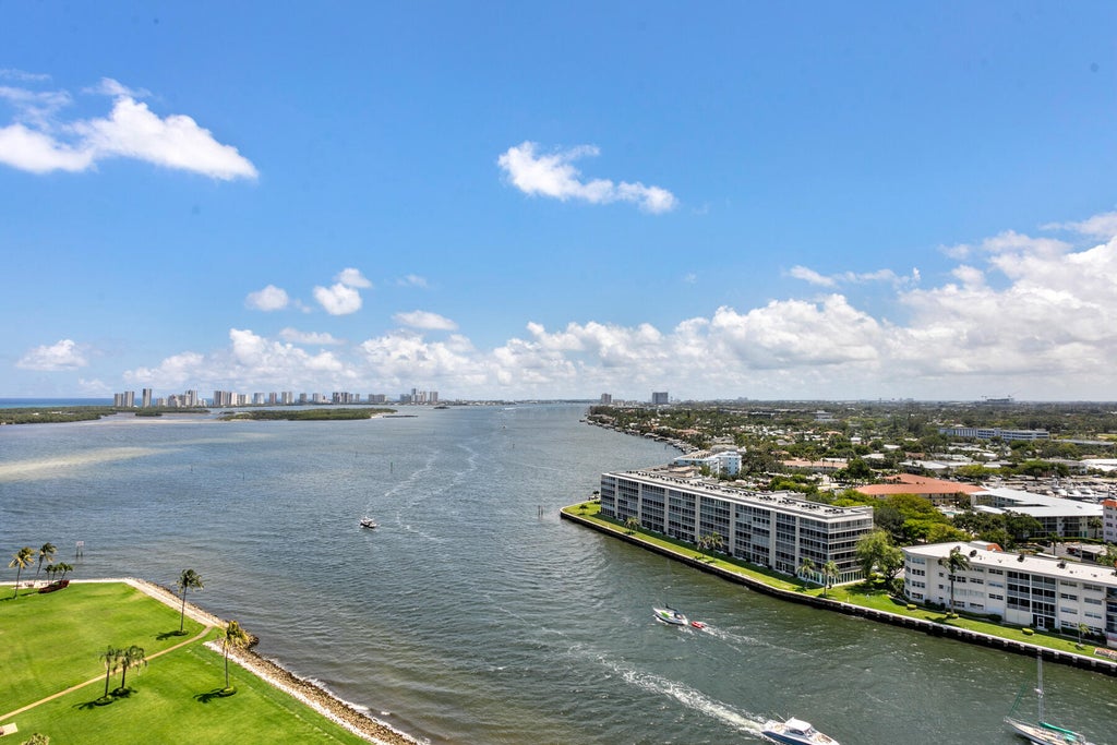 Photo of 123 Lakeshore Drive #1943, North Palm Beach, FL 33408 (MLS # R10985605)