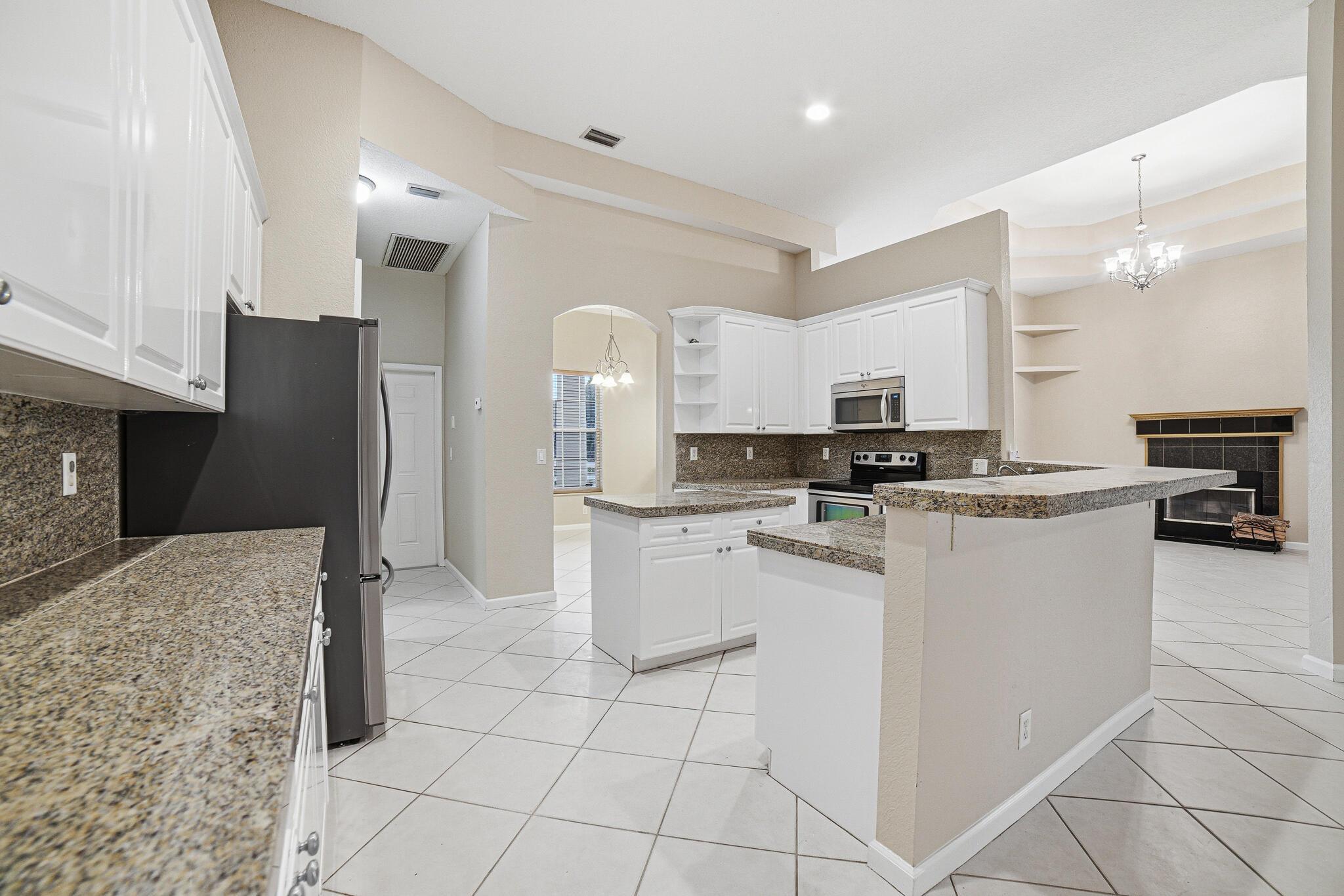 Loxahathee - Residential