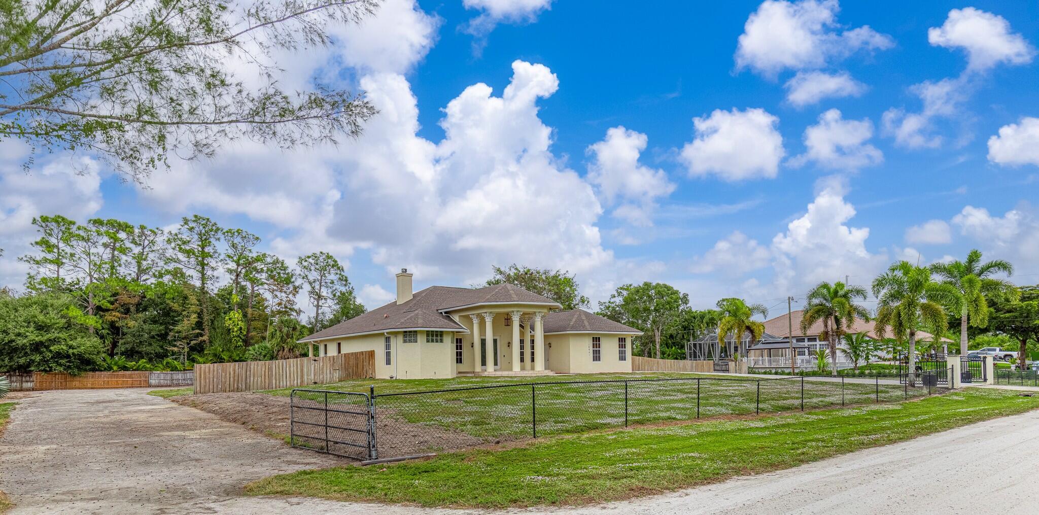 Loxahathee - Residential