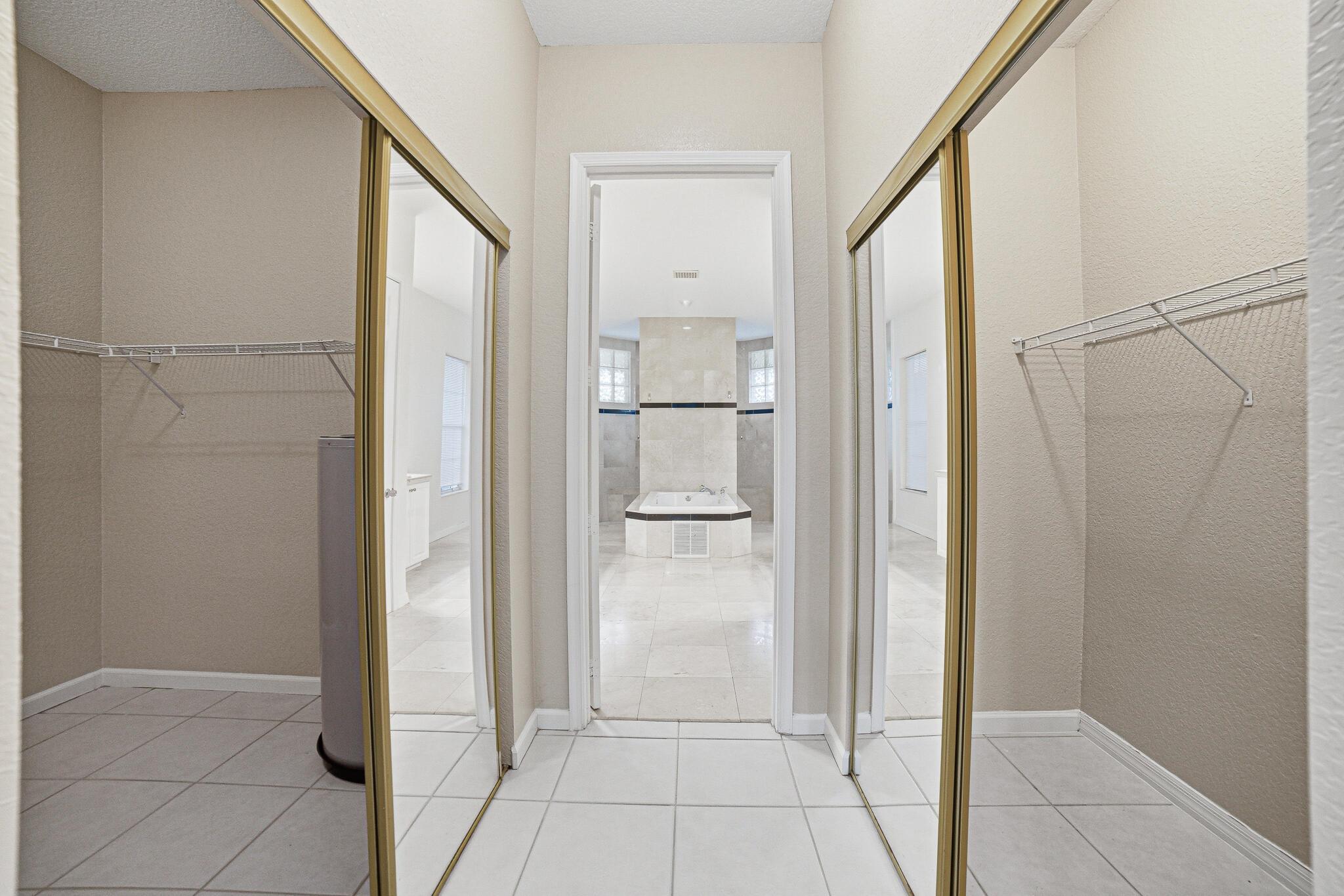 Loxahathee - Residential