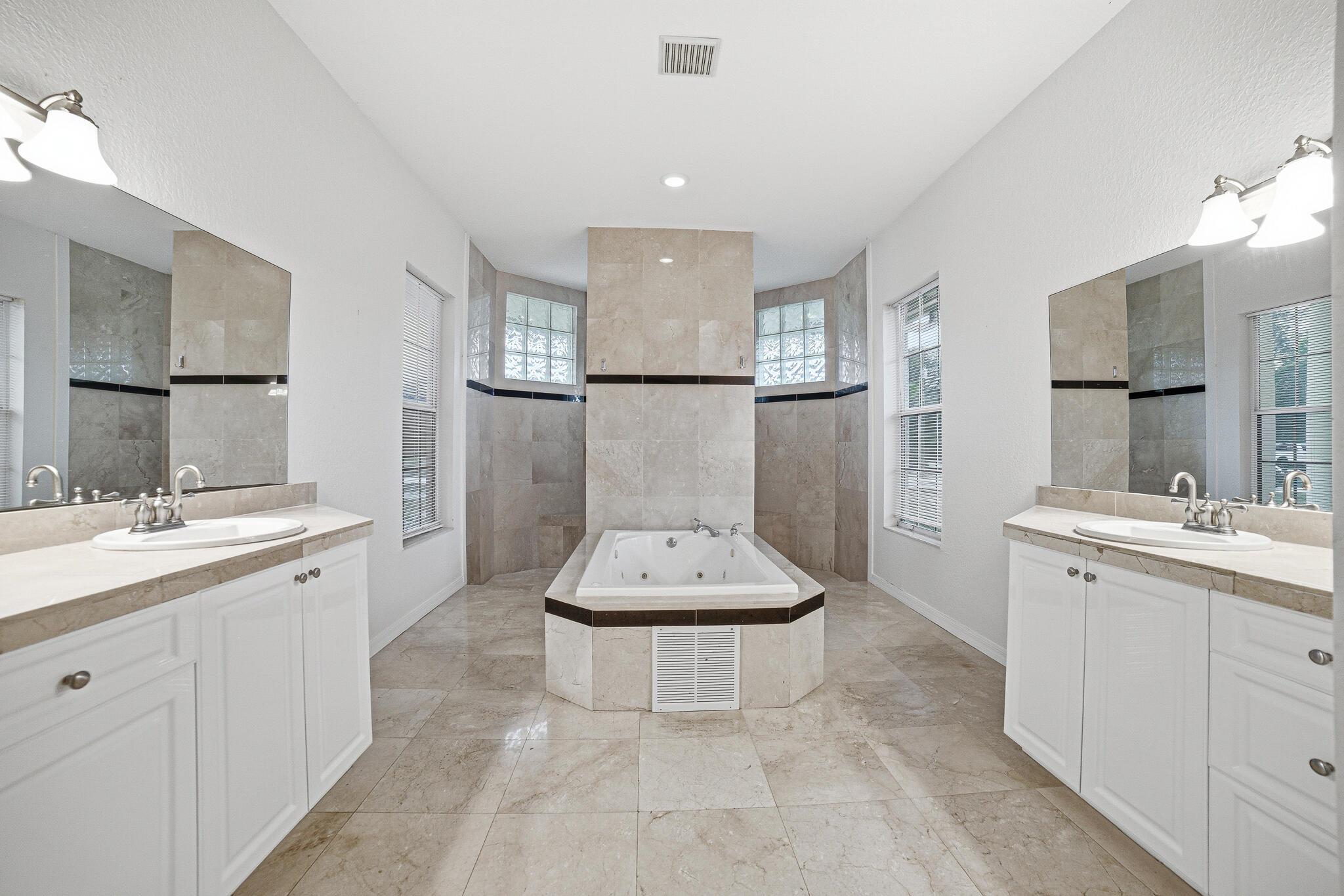 Loxahathee - Residential