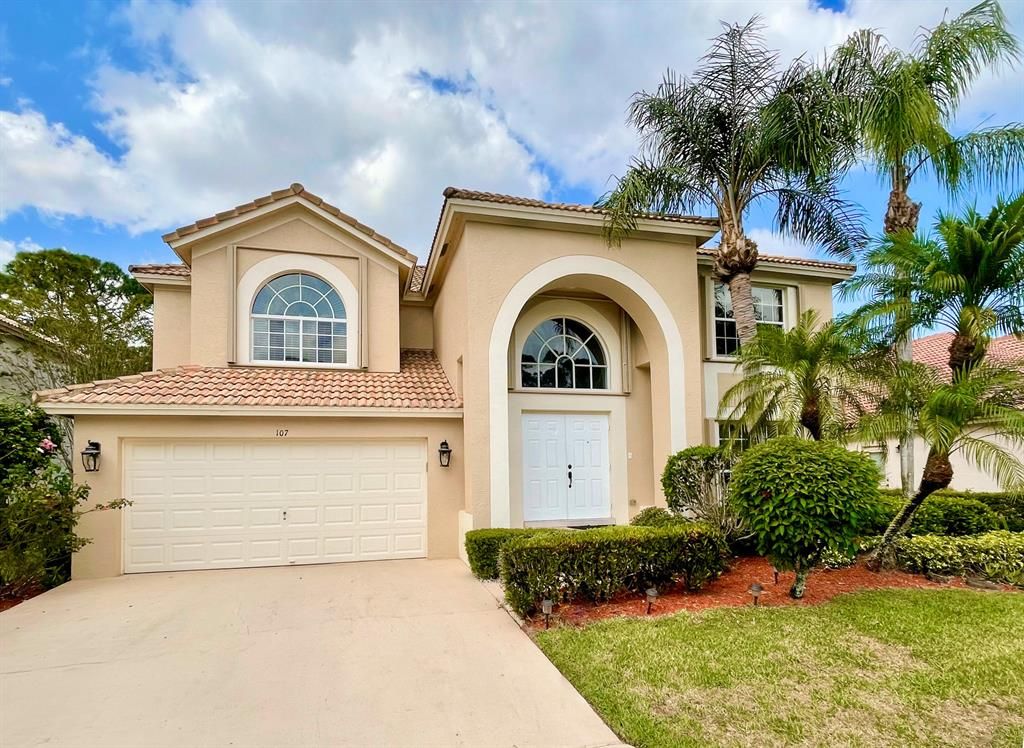 Photo of 107 Bent Tree Drive, Palm Beach Gardens, FL 33418 (MLS # R10711806)