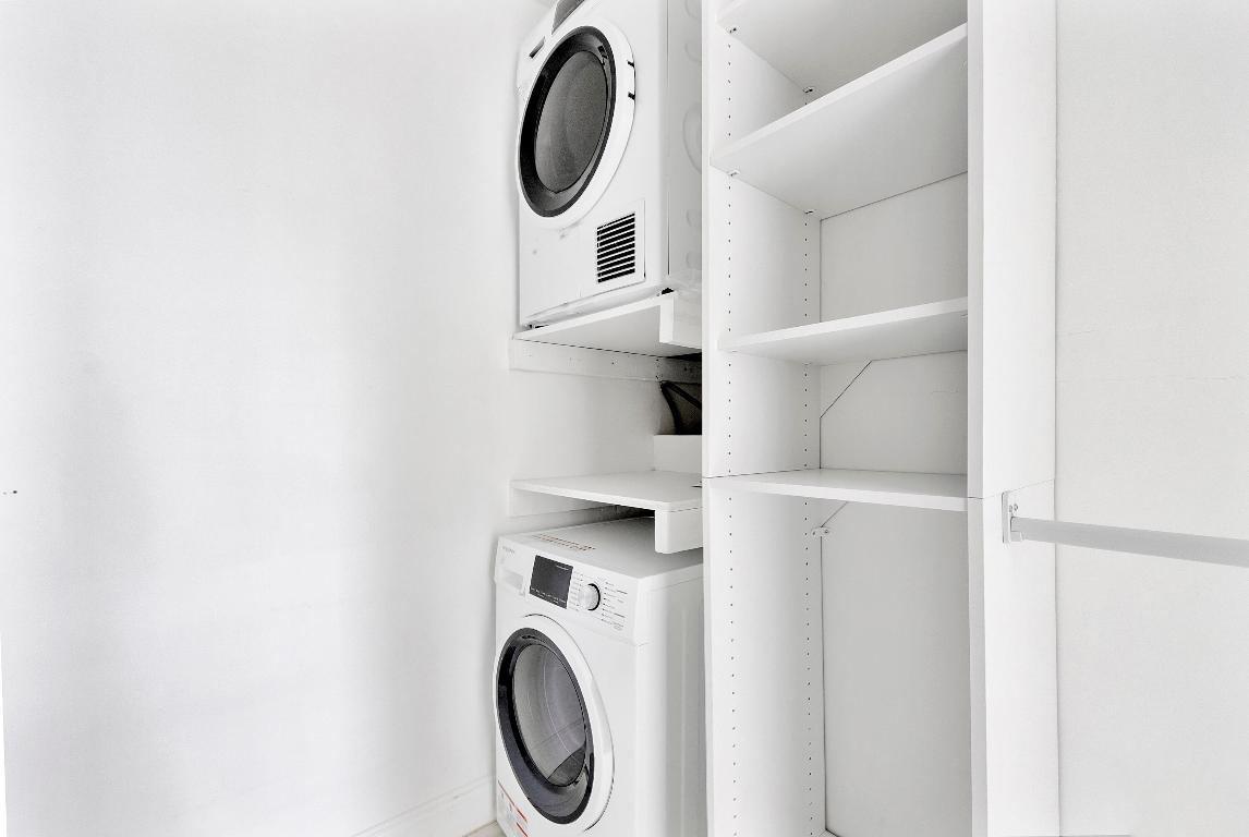 BIRCH CREST APARTMENTS INC - Residential Lease