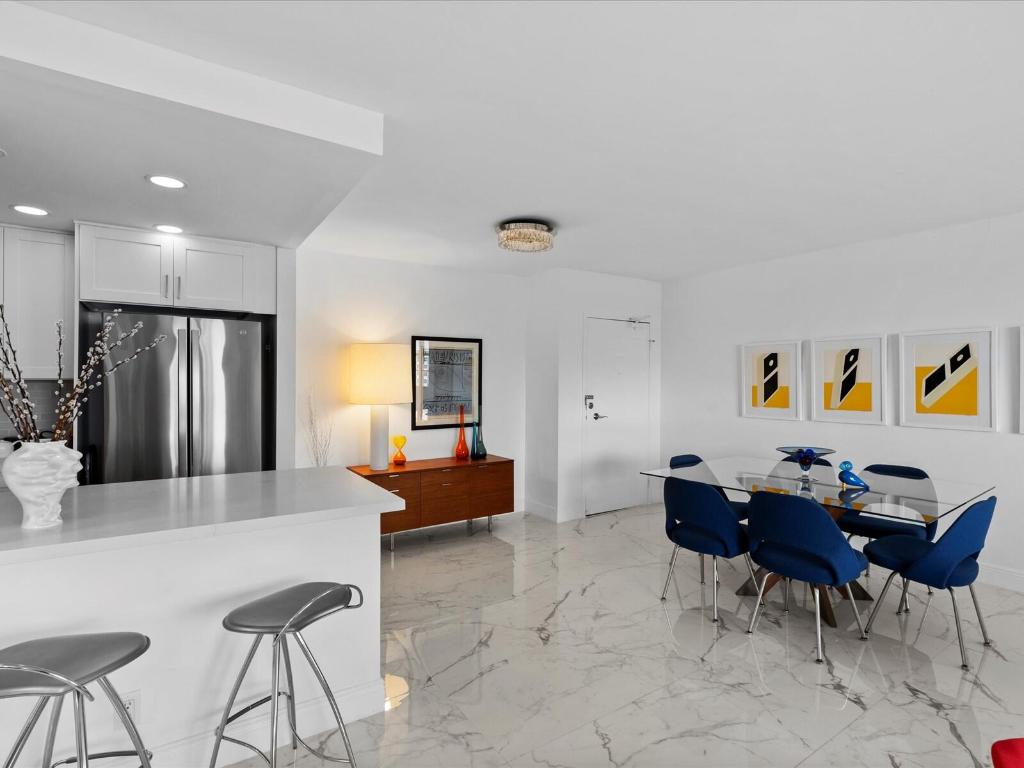 BIRCH CREST APARTMENTS INC - Residential Lease