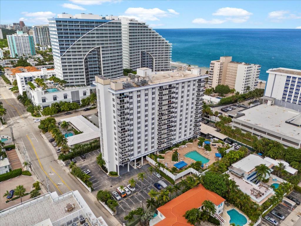 BIRCH CREST APARTMENTS INC - Residential Lease